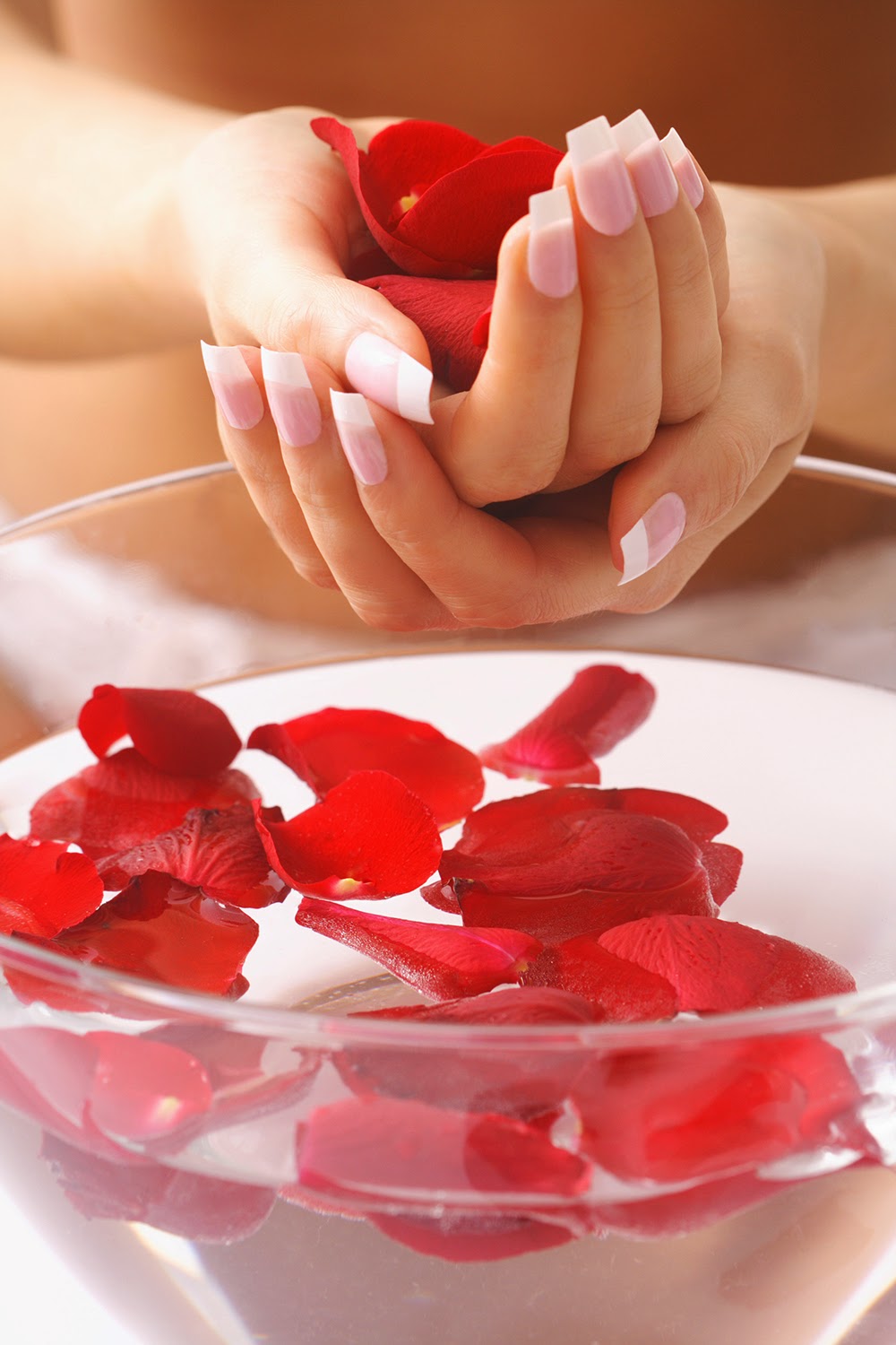 Ecco Nails and Spa